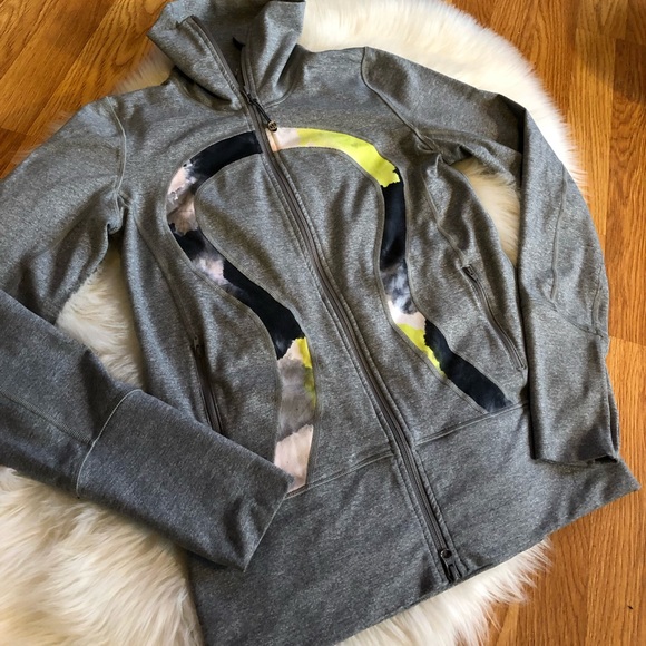 lululemon athletica Tops - Lululemon grey In Stride Zip Up Jacket